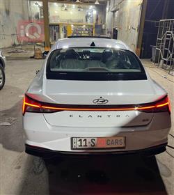 هیوندای ئەلەنترا